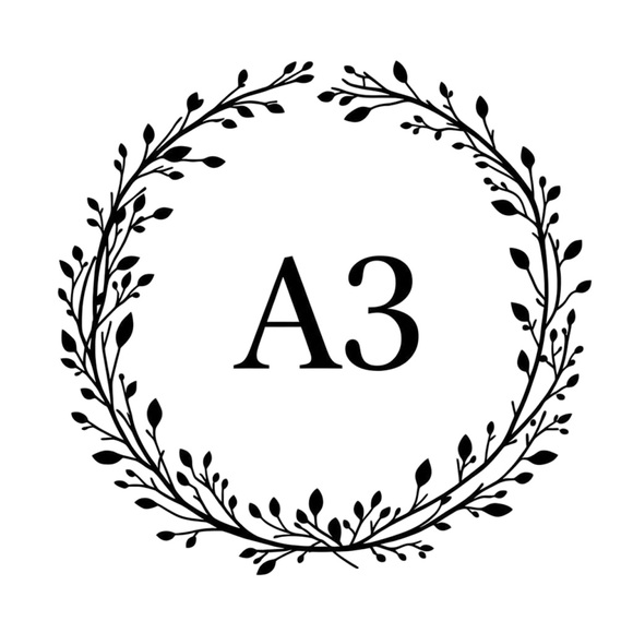 Solitaire Black and Cream Knit Top - Picture 9 of 9